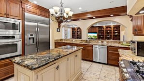 House, 5 Bedrooms | Private kitchen - Villa Del Mar (Captiva)