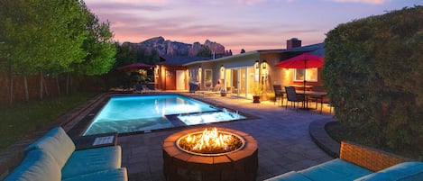 Outdoor pool, a heated pool