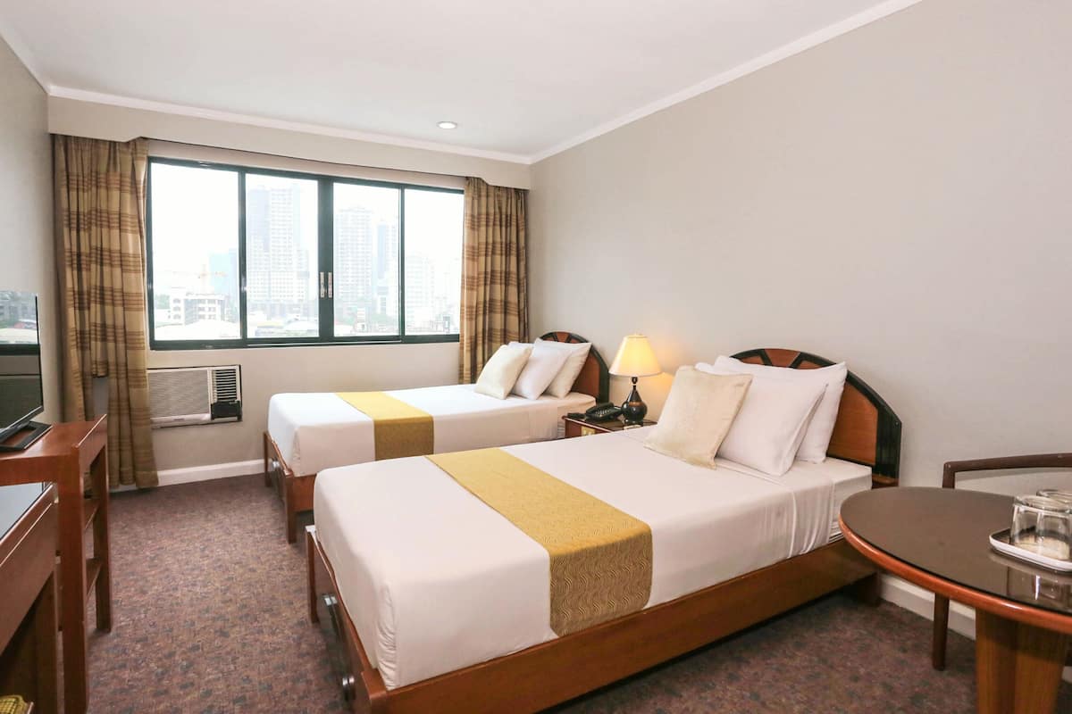 Superior Twin Room | 1 bedroom, desk, free WiFi, bed sheets