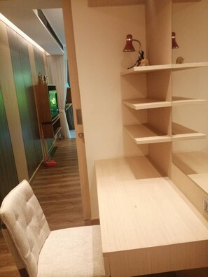 Interior - Pool Suite Condo,  Chaing Mai- Jacuzzi Suite (Tambon Mae Hia)