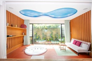 Interior - Pool Suite Condo,  Chaing Mai- Jacuzzi Suite (Tambon Mae Hia)