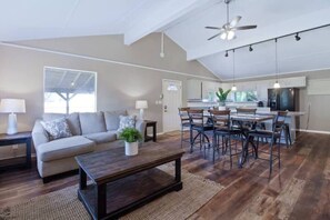 Imagen sin descripción, 3 de 26, botón