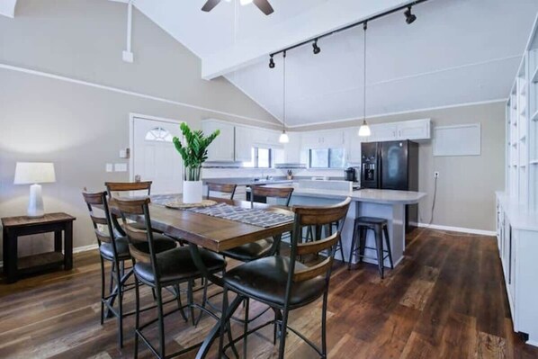 Imagen sin descripción, 1 de 26, botón