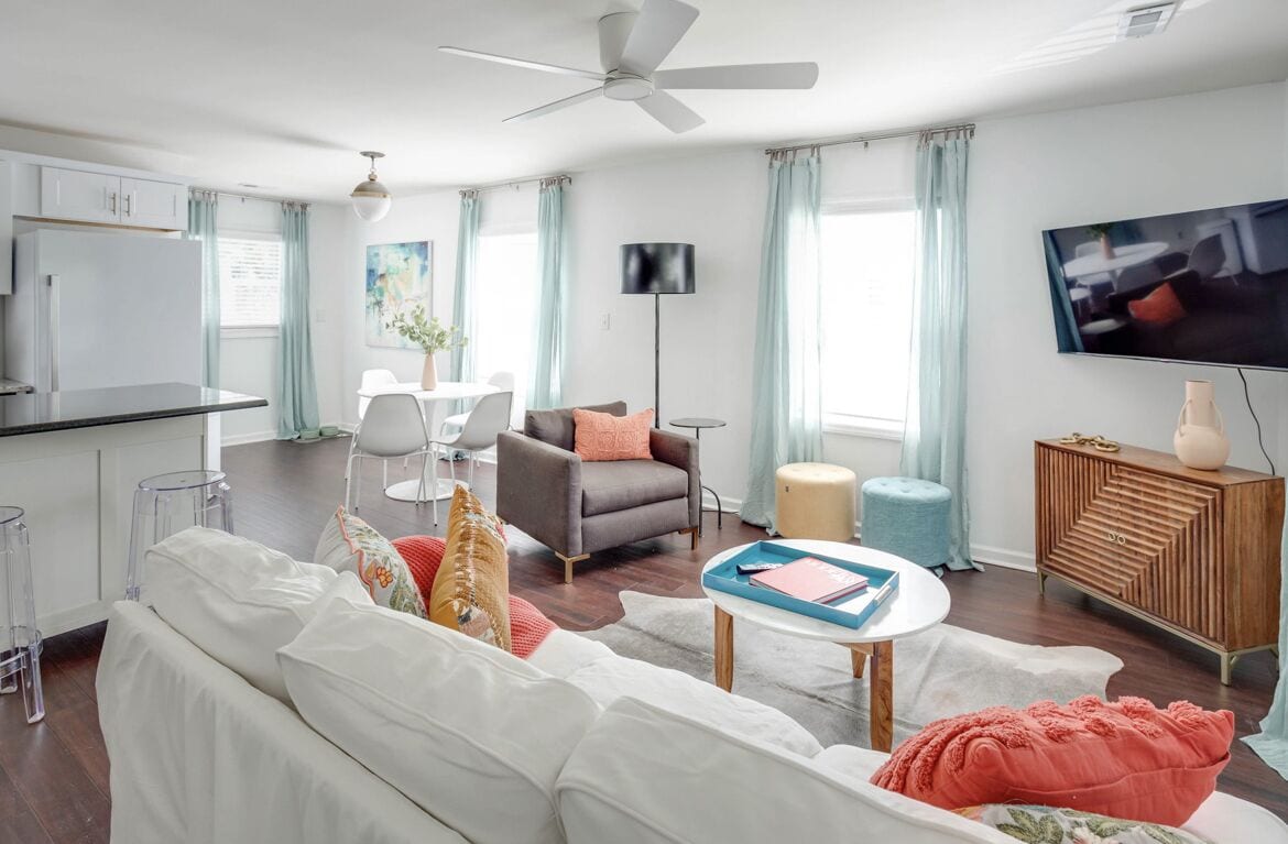 The Sweet Retreat- Close to Downtown, Big Deck
