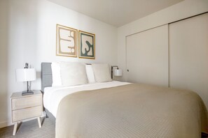 1 quarto, ferros/tábuas de passar roupa, Wi-Fi, roupa de cama