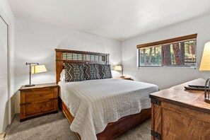 3 chambres, fer et planche à repasser, Wi-Fi gratuit, draps fournis