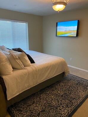 3 bedrooms, iron/ironing board, travel cot, free WiFi