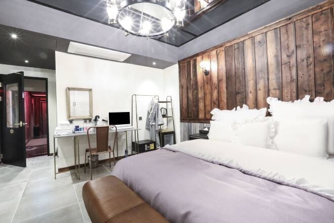 Individuell inredning, unika möbler, gratis wi-fi och sängkläder