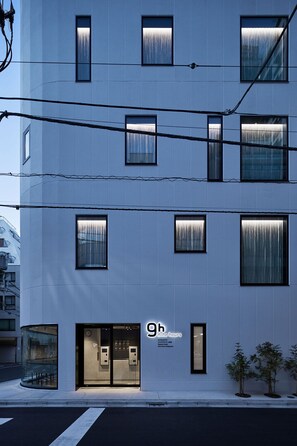 Exterior - 9h nine hours Ningyocho (Tokyo)