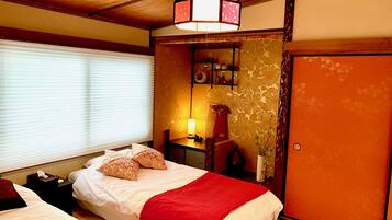 2 室のベッドルーム、テンピュール、客室ごとに異なる装飾、デスク