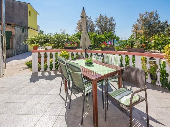 Departamento (Duplex Two Bedroom Apartment with Ter) | Terraza o patio