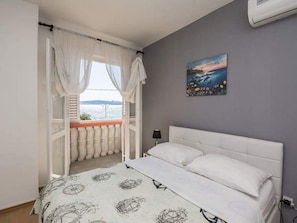 Lägenhet (Duplex Two Bedroom Apartment with Ter) | 2 sovrum