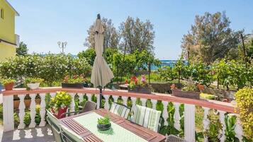 Apartment (Duplex Two Bedroom Apartment with Ter) | Terrace/patio