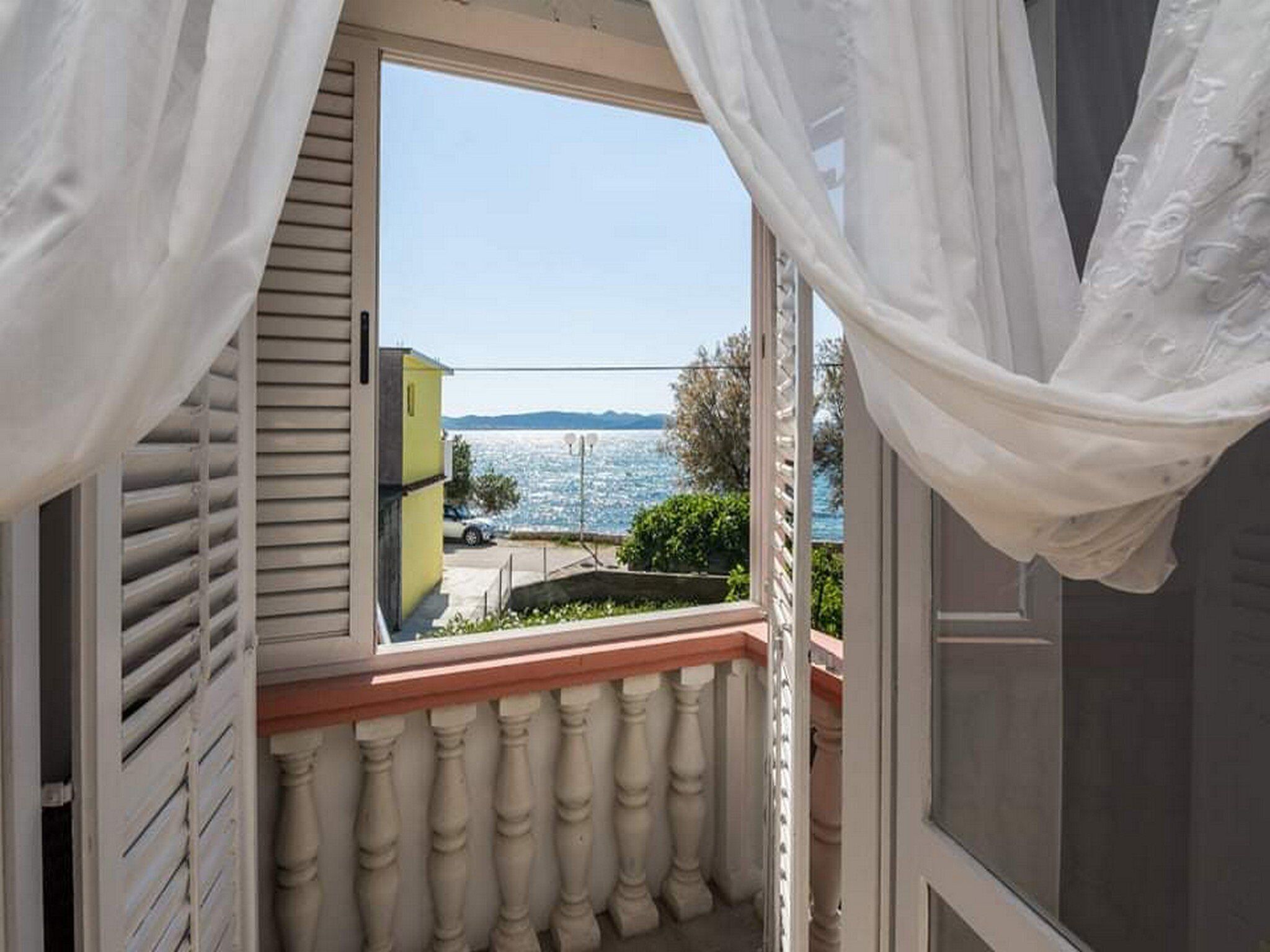 الإطلالة من المنشأة