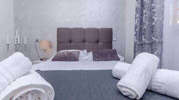 Villa (Two Bedroom Villa with Terrace and Se) | 2 bedrooms