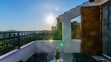 Villa (Two Bedroom Villa with Terrace and Se) | Terrace/patio