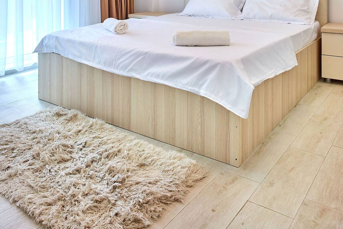 City Apartment | 1 bedroom, individually decorated, individually furnished