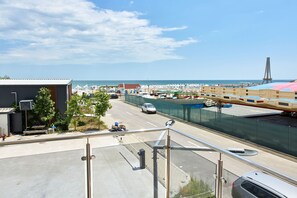 Deluxe Apartment | Terrace/patio