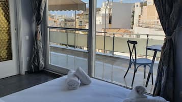 Penthouse City | MörklÀggningsgardiner, strykjÀrn/strykbrÀda, resesÀng och gratis wi-fi