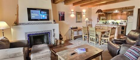 TV connectée, cheminée