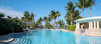609 Mariners Club - Tommy Bahama inspired 4 bedroom townhouse