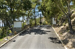 Property grounds - 270-degree Ocean Views, 47’ heated pool, stunning contemporary coastal retreat. (Montecito)