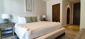 2 quartos, ferros/tábuas de passar roupa, Wi-Fi, roupa de cama
