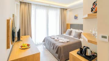 Ropa de cama de alta calidad y tabla de planchar con plancha