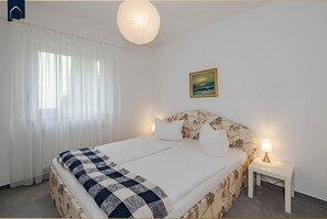 2 slaapkamers, een strijkplank/strijkijzer, gratis wifi