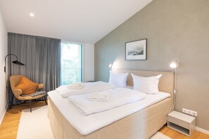 3 Schlafzimmer, Reisekinderbett, kostenloses WLAN, Bettwäsche