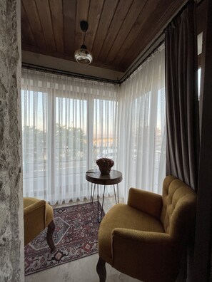 104 - KIRLANGIC Deluxe Vadi | 起居區 | LED 液晶電視