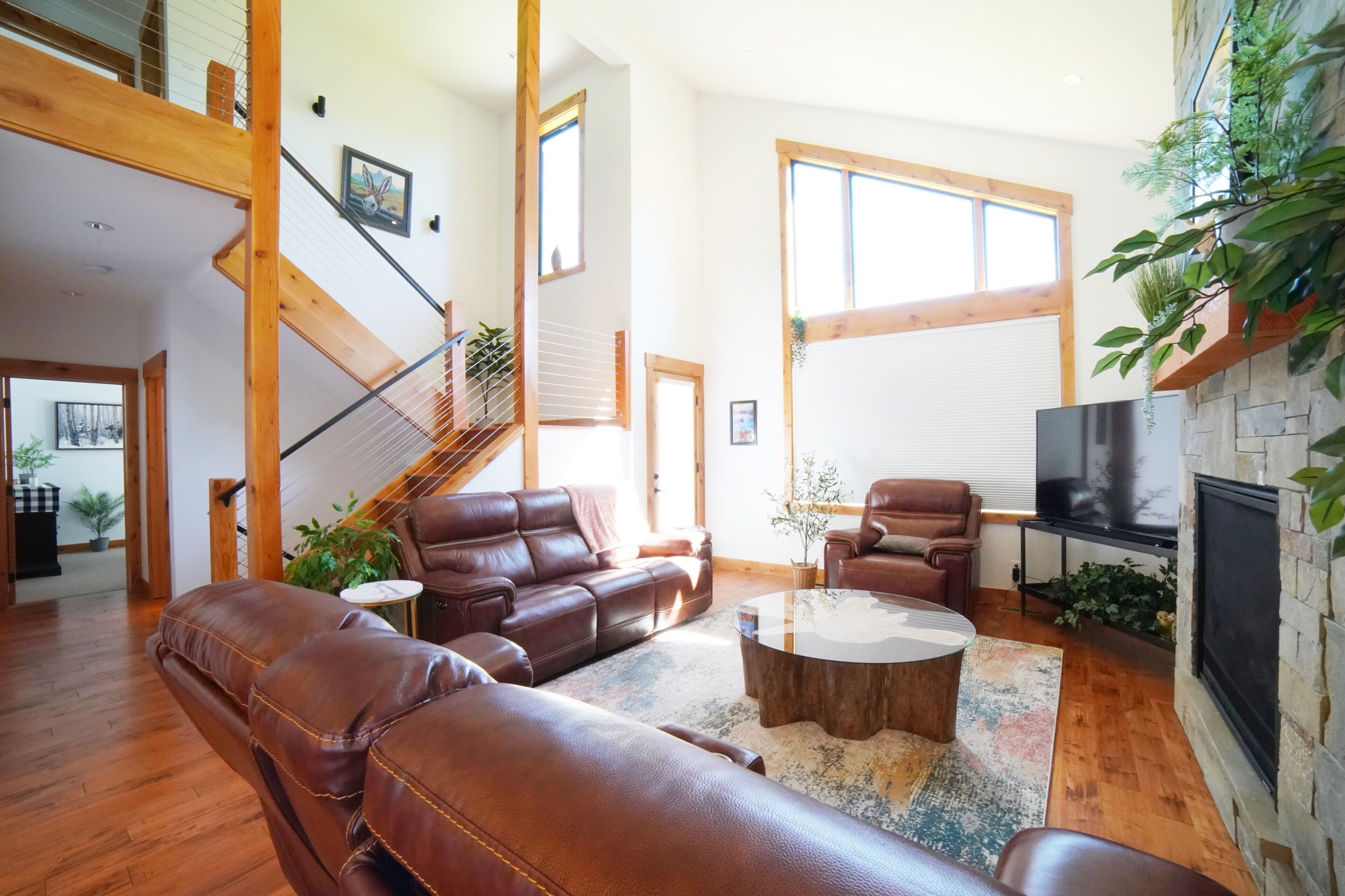 Luxurious Family w/Game Room, Themed Bedrooms, Robust Outdoor Space