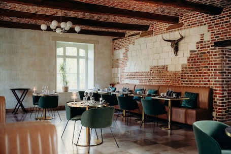 Restaurant. Domaine des Lumières