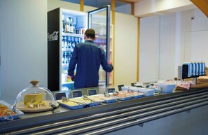 Tägliches inbegriffenes Frühstücksbuffet