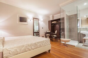 Chambre Supérieure Double ou avec lits jumeaux