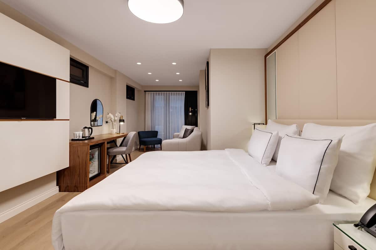 Suite Junior, patio | 1 camera, lenzuola Frette, biancheria da letto di alta qualità