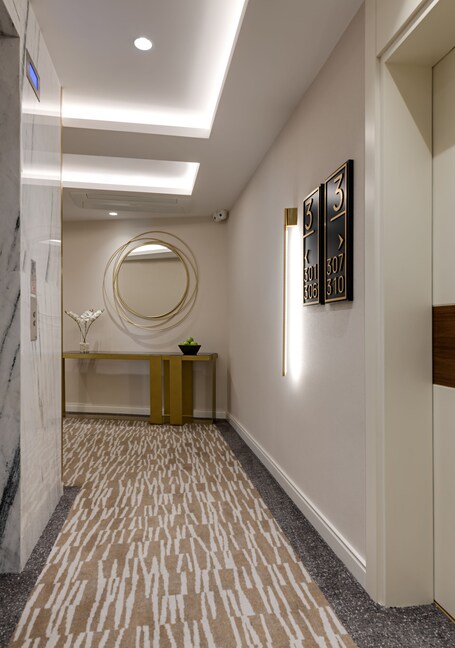 Gleam Collection Hotel - Image 41