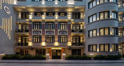 Gleam Collection Hotel