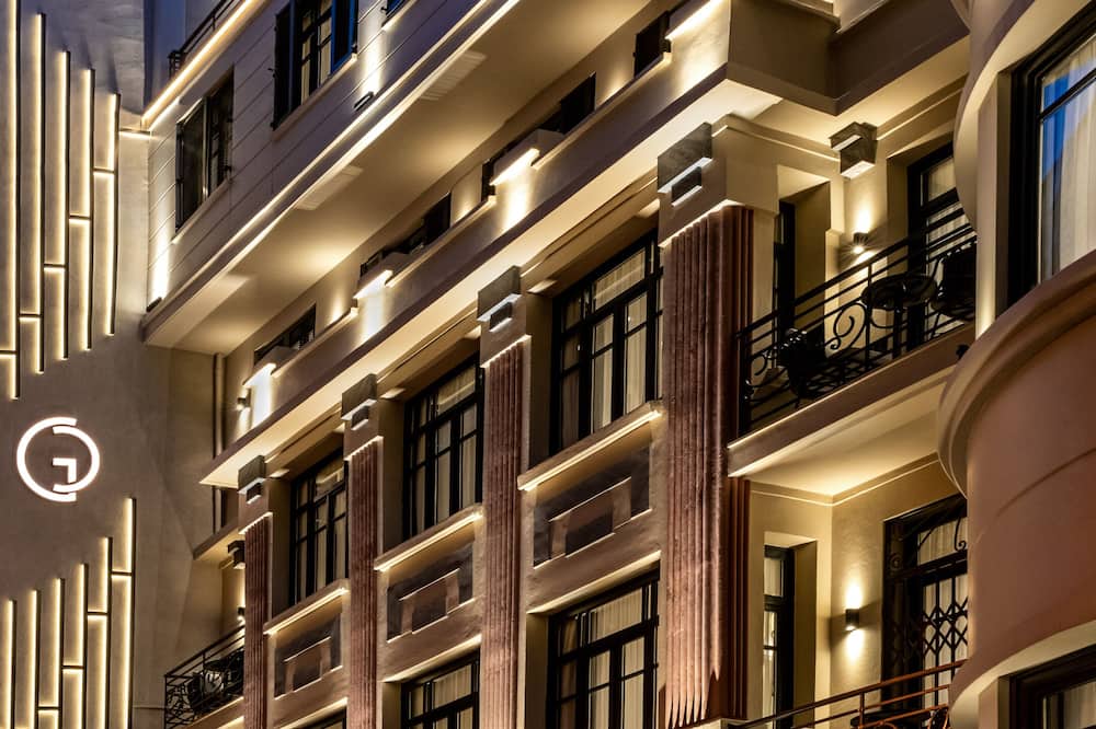 Gleam Collection Hotel