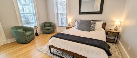 1 bedroom, desk, iron/ironing board, free WiFi