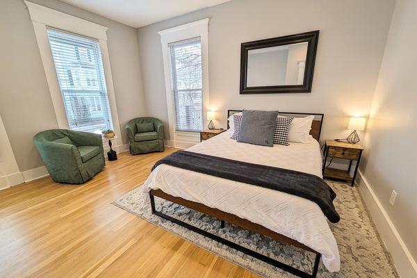 Queen bed with memory foam mattress.