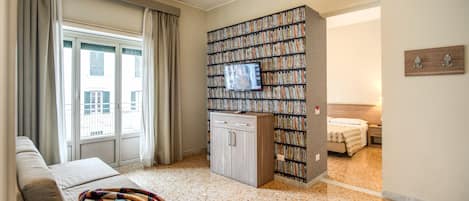 Deluxe Quadruple Room, Balcony