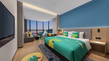 Standard Room, 1 King Bed (Minibar, Kids Theme) | Desk, soundproofing, free WiFi, bed sheets