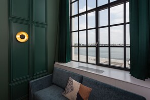 Deluxe Family Room - no pets - Hotel de Timmerfabriek  Kloeg Collection (Vlissingen)
