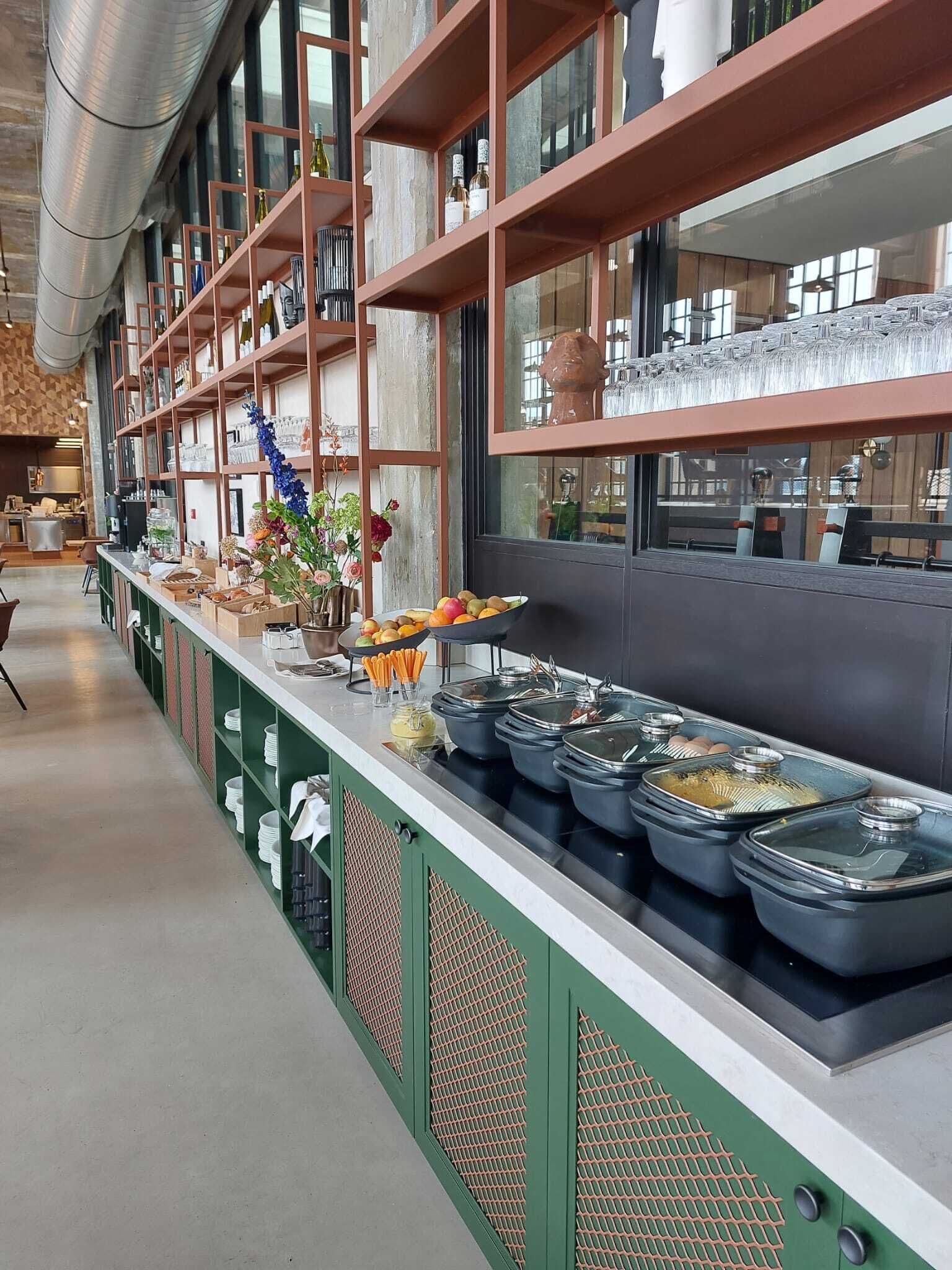 Petit déjeuner buffet compris tous les jours