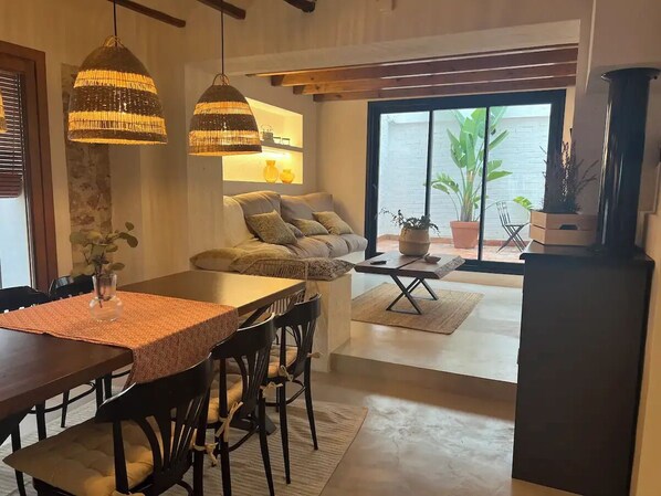 Interior - Rural Home CalleMayor (Altura)