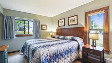 2 bedrooms, internet, bed sheets