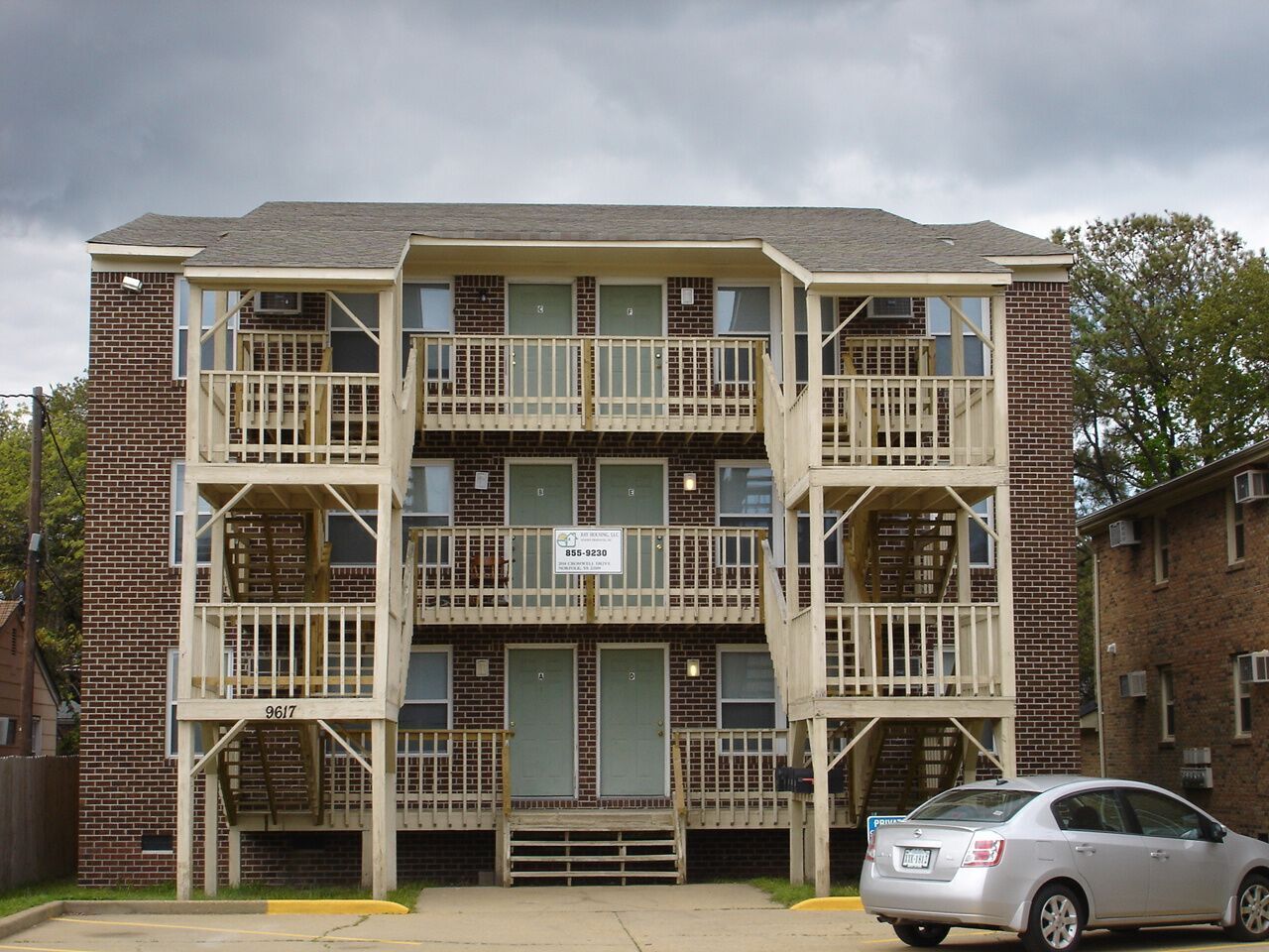 Monthly Upscale Beach Aptartment "A"
