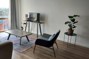 Apartment | Living area - Modern 2 bed Apartment, City Centre, Wifi (Belfast)