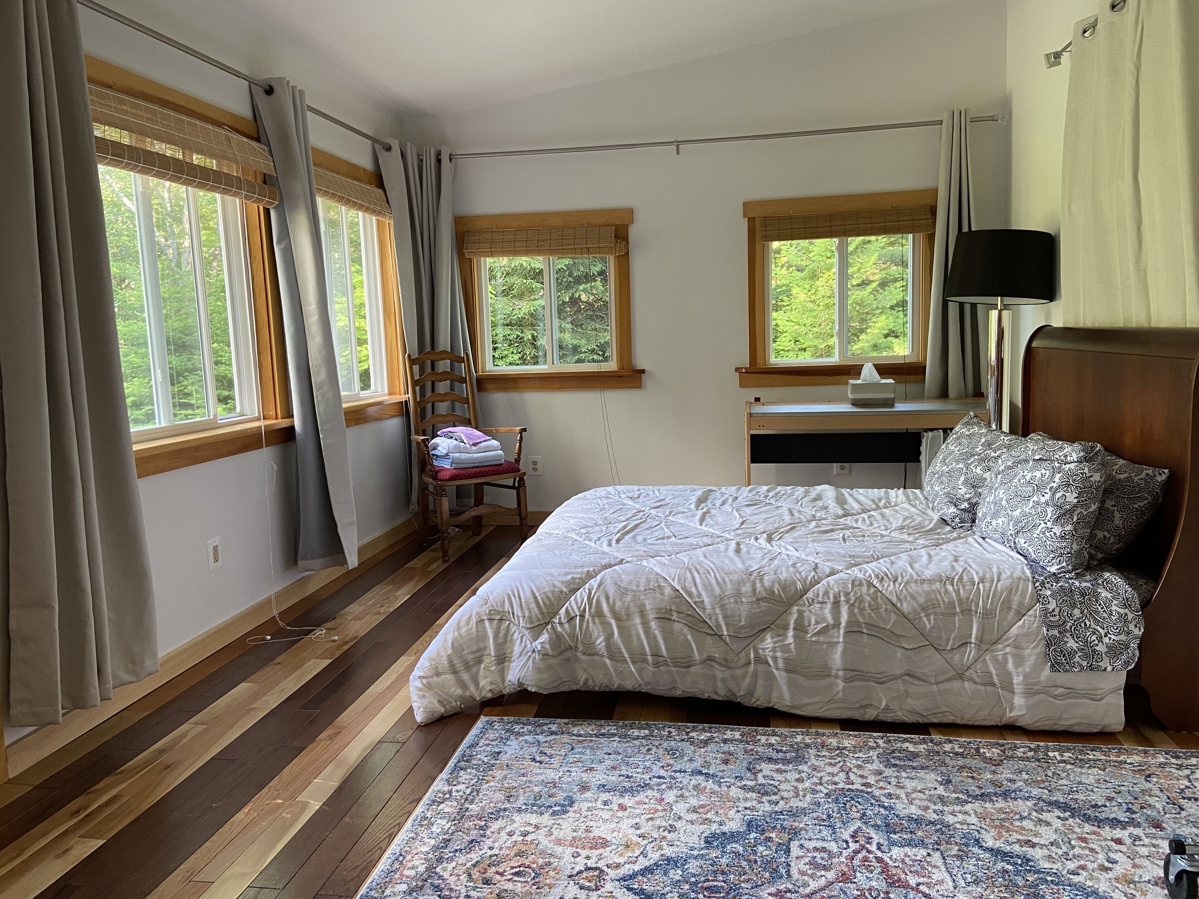 3 室のベッドルーム、アイロン / アイロン台、WiFi、ベッドシーツ